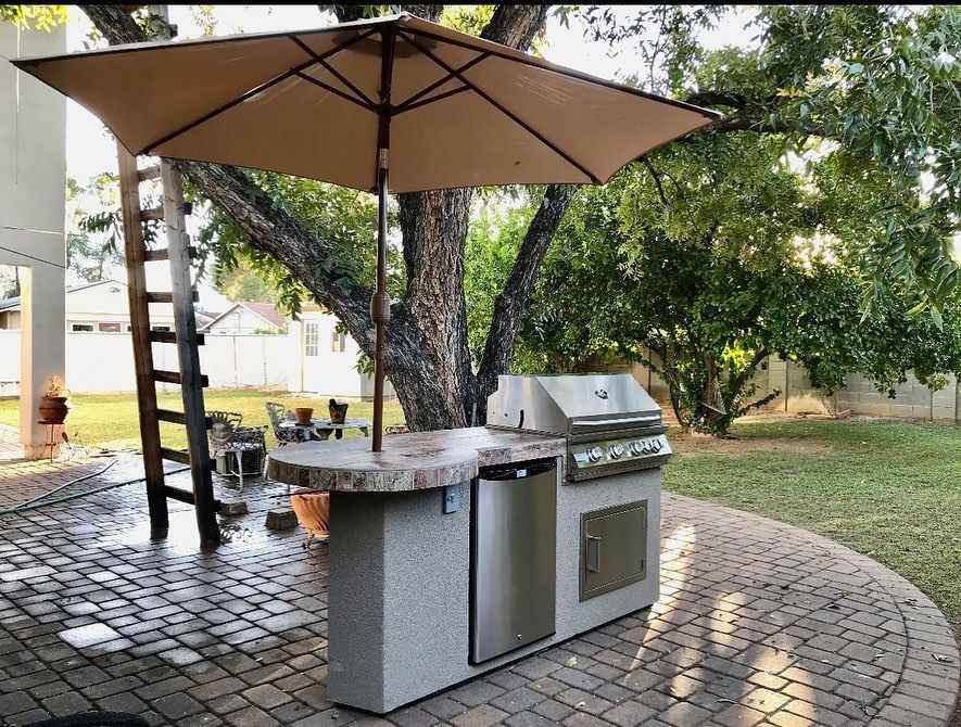 Kokomo Grill BBQ Island Maui 7'6" with 33" Round Bar, LED Lights & Built-In BBQ - Home Outpost Supply