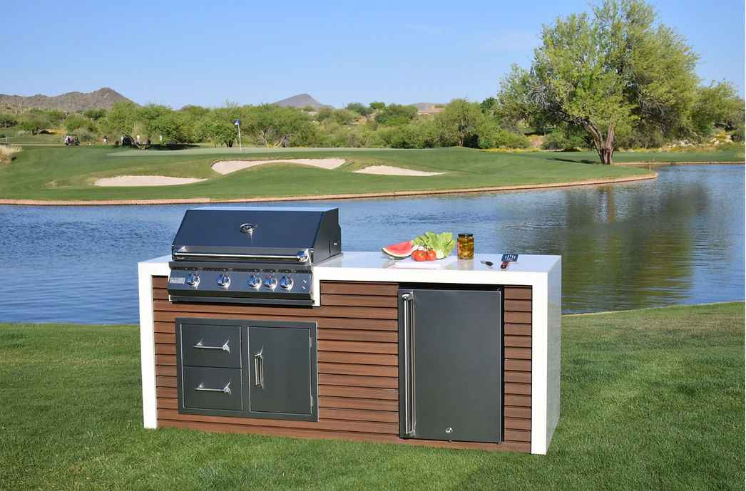 KoKoMo Outdoor Kitchen Island with Waterfall Edge – 32” Built-In Grill - Home Outpost Supply