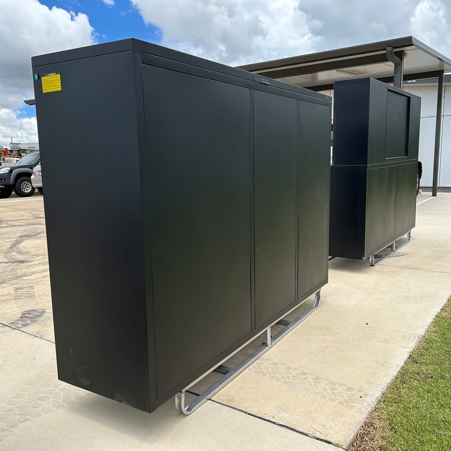 7ft Garage Storage Cabinet (35 Drawers & 1 Cabinet)