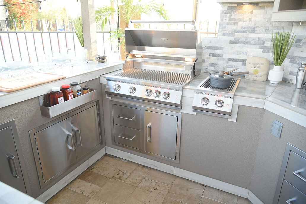 KoKoMo Bermuda Kitchen BBQ Island with Built-In TV, Fire Pit & Bar for Ultimate Outdoor Entertaining - Home Outpost Supply