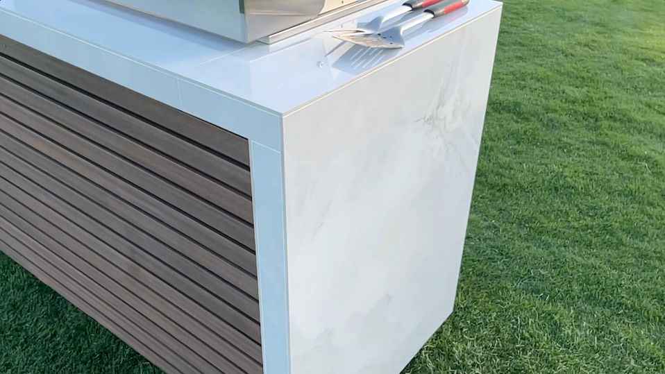 KoKoMo Outdoor Kitchen Island with Waterfall Edge – 32” Built-In Grill - Home Outpost Supply