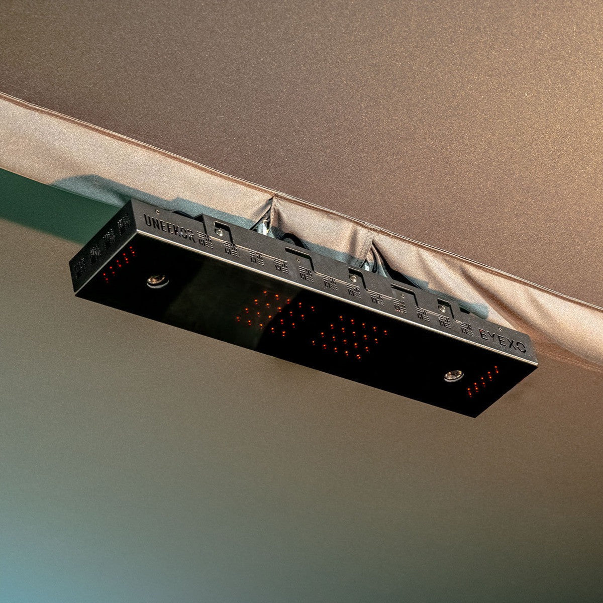 Uneekor EYE XO Launch Monitor - Home Outpost Supply